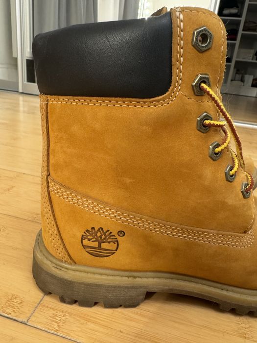 Bocanci timberland marime 39