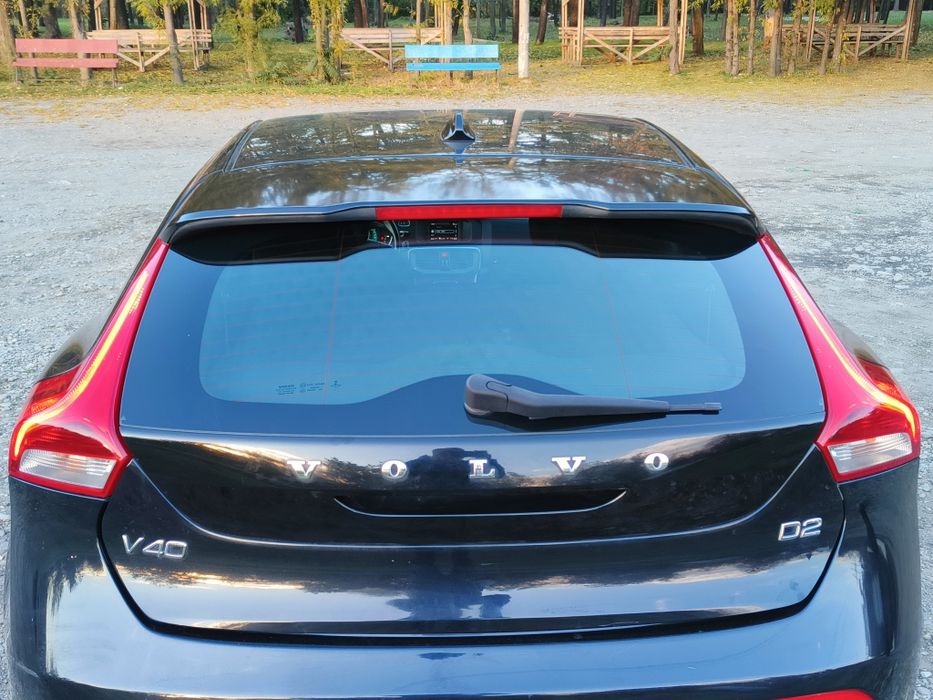 Volvo V40 D2, automat, 2014
