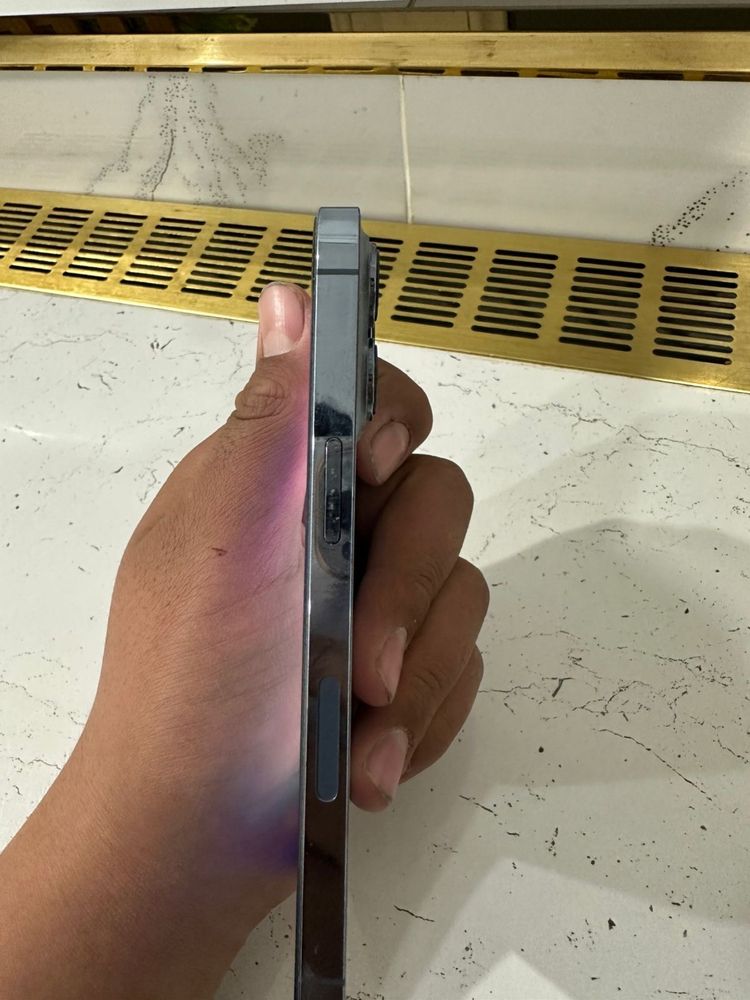 iphone.   13про.