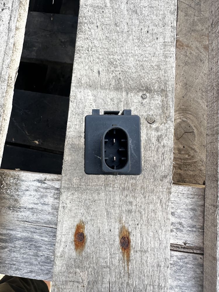 Реле за Valvetronic BMW e46