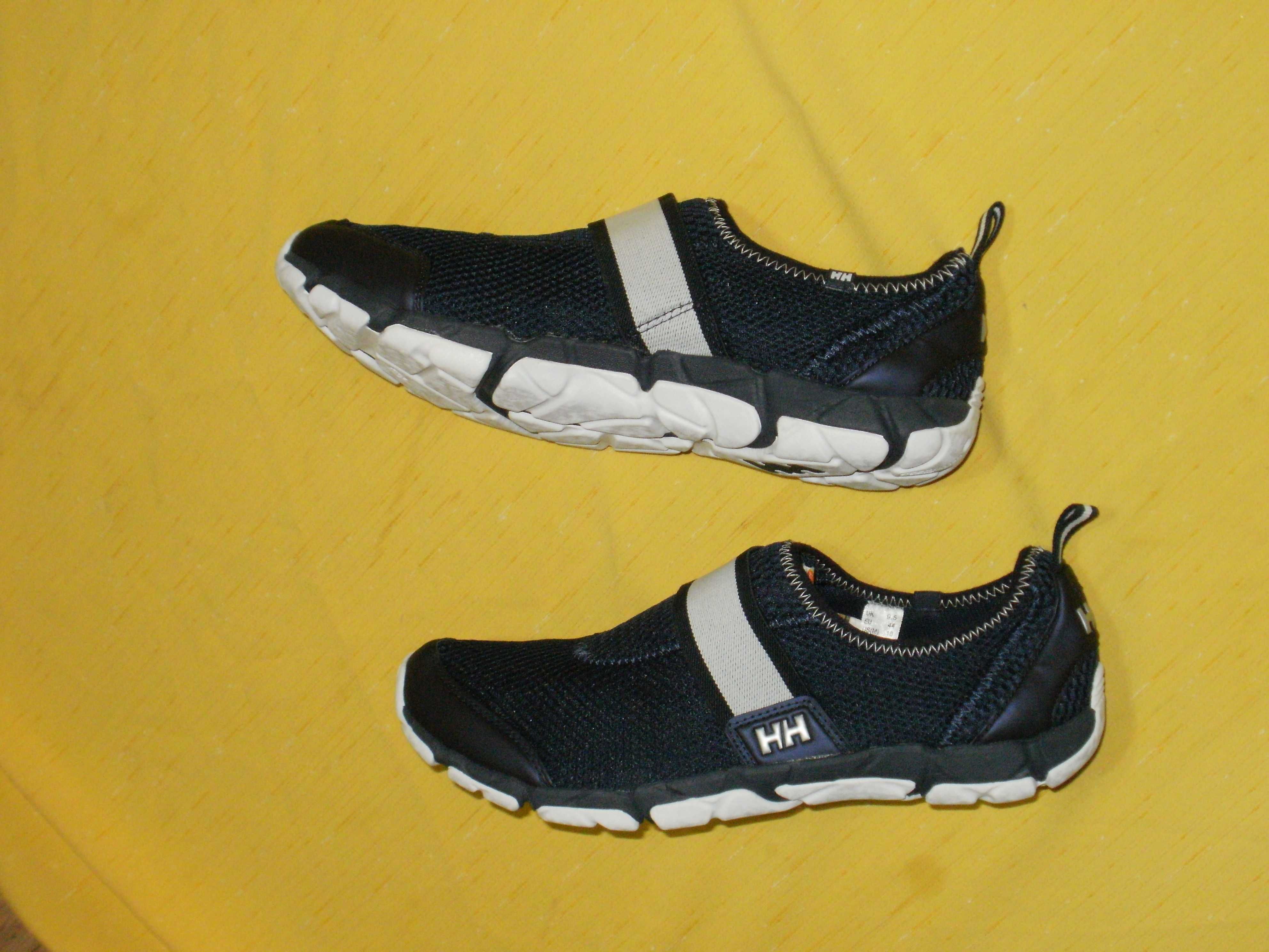 HELLY HANSEN страхотни летни мъжки кецки 43/44