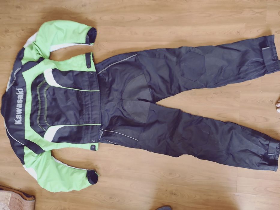 Мото екип kawasaki