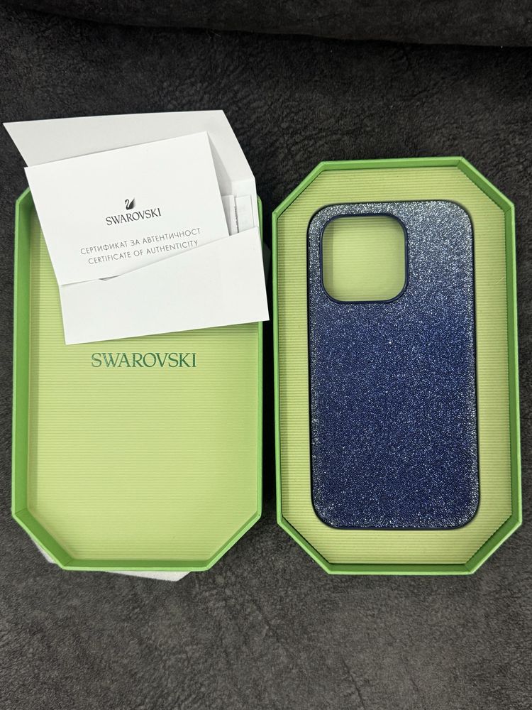 Кейс Swarovski за Iphone 15 pro оригинал