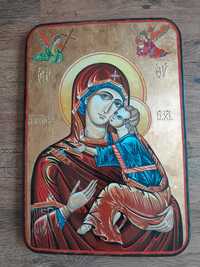 Икона на Богородица с Младенеца.