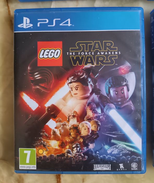 Vând jocuri  PS4