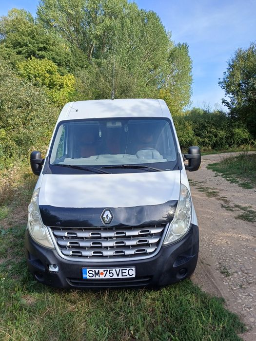 Vând autoutilitarã Renault Master