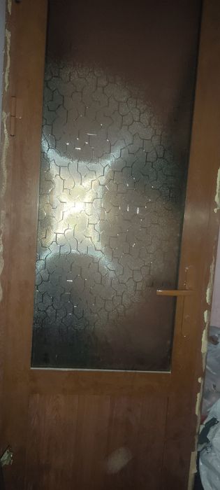 Salom Akfa  tualetga Akfa eshiklar 2ta  arginal