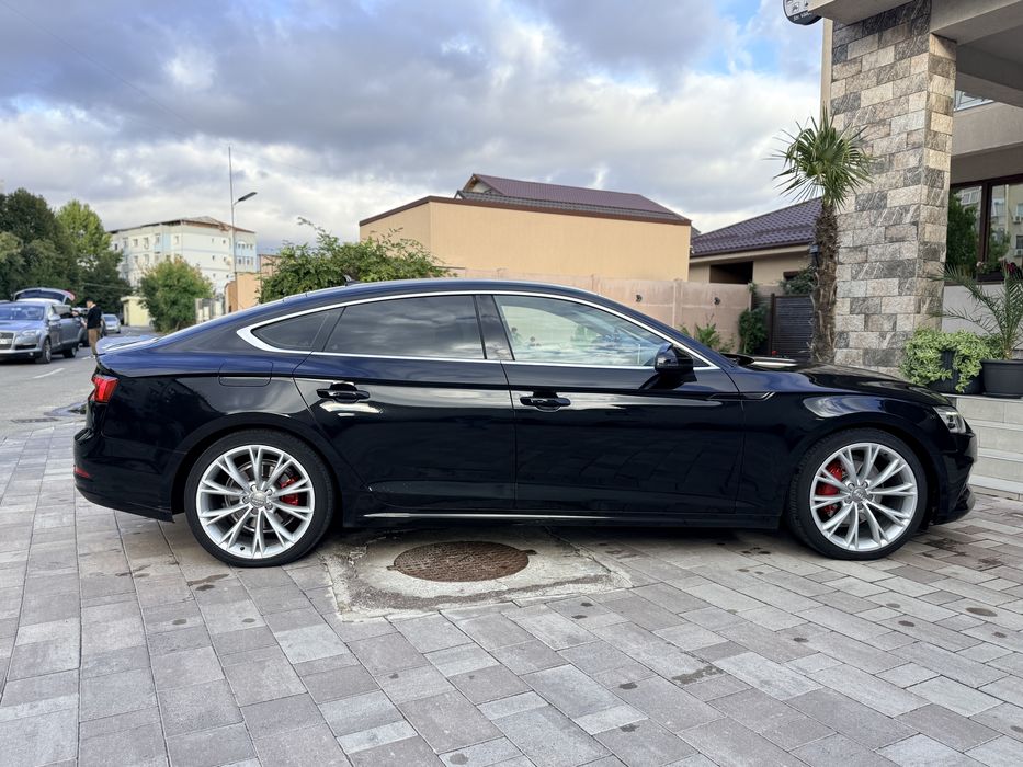 Audi A5 2.0  S-line 190 Ultra Virtual Cockpit