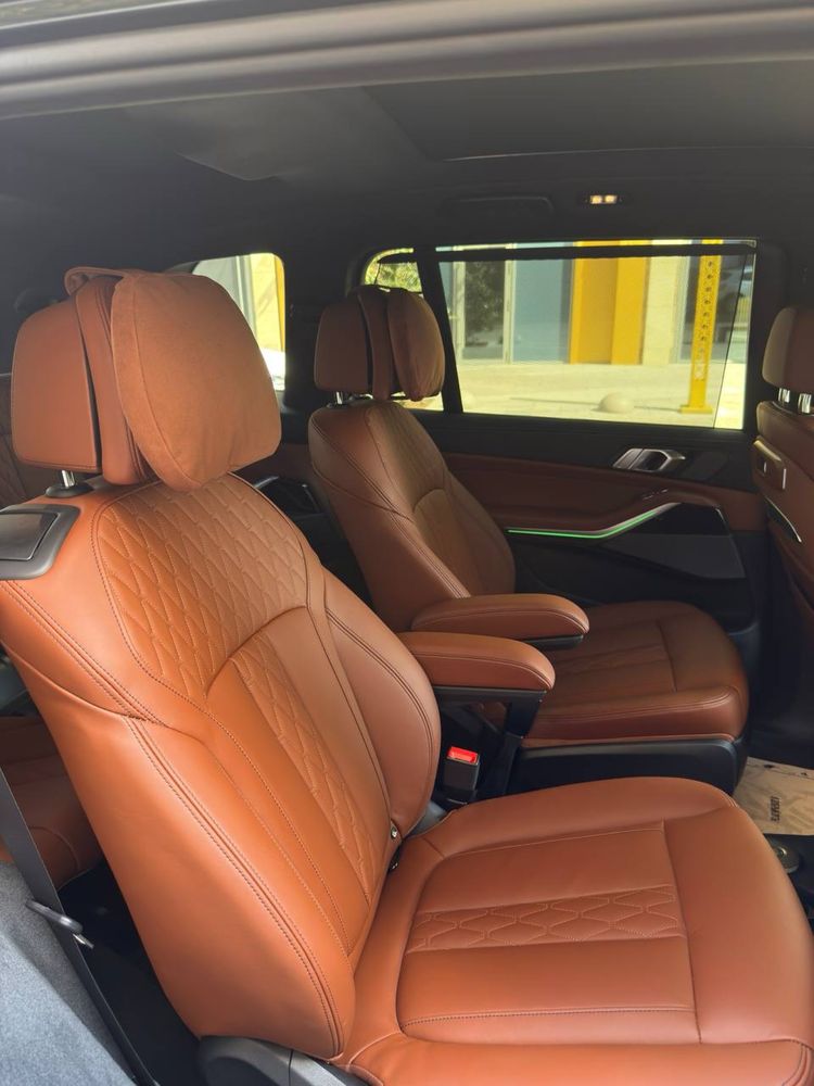 BMW X7 xDrive 40i 2025 год в Наличии