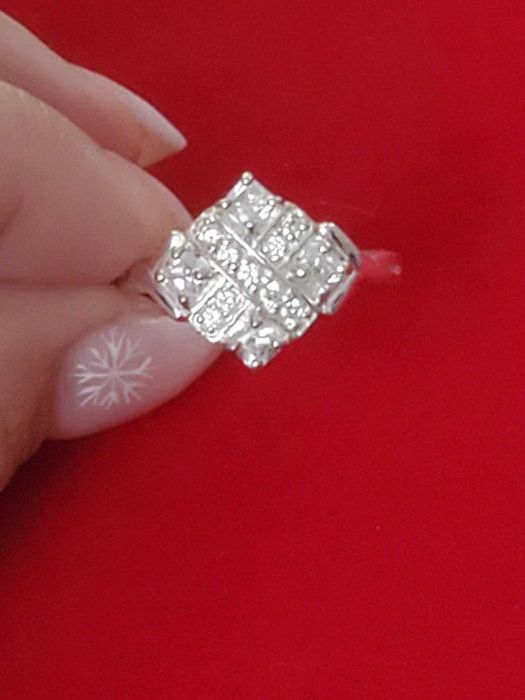AG95,inel argint 925,nou/marcat, zirconiu alb, model deosebit