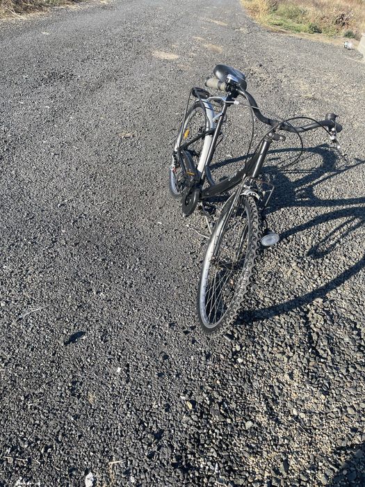 De vânzare bicicletă damă.