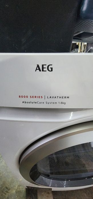 Сушилня AEG термопомпа за части или ремонт