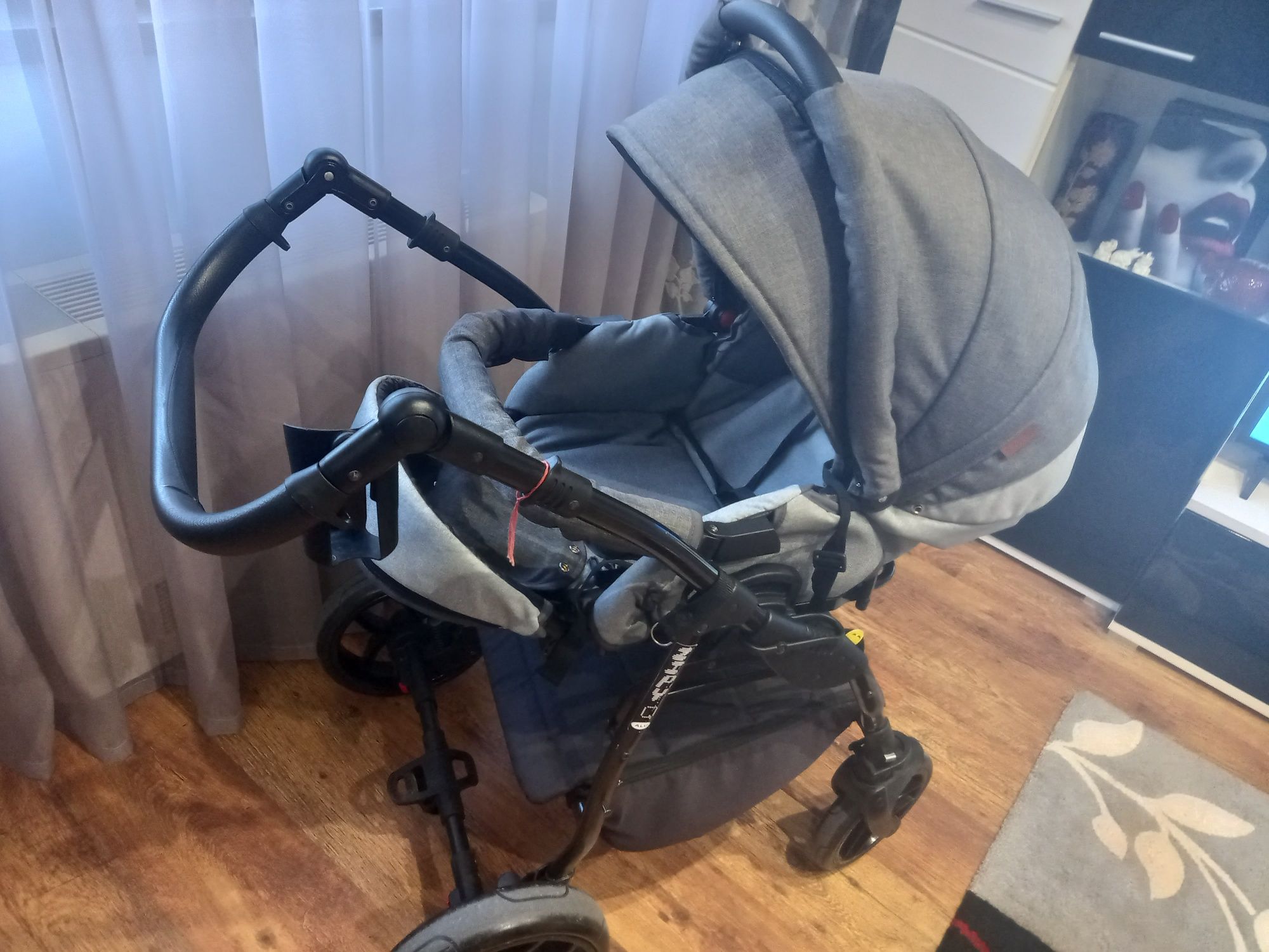 Бебешка количка Baby Merc Zippy Q