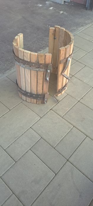 Presa struguri rustica si veche