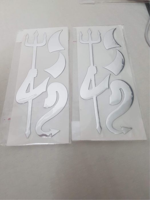 Stiker, abtibilduri auto