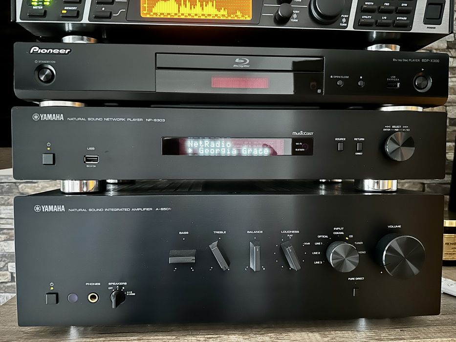 Vând steamer Yamaha NP-S303 MusicCast