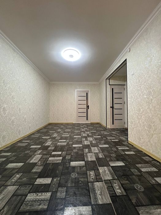 Широткада 3 хонали 4 хонага мосласа булади агаротли уй сотилади