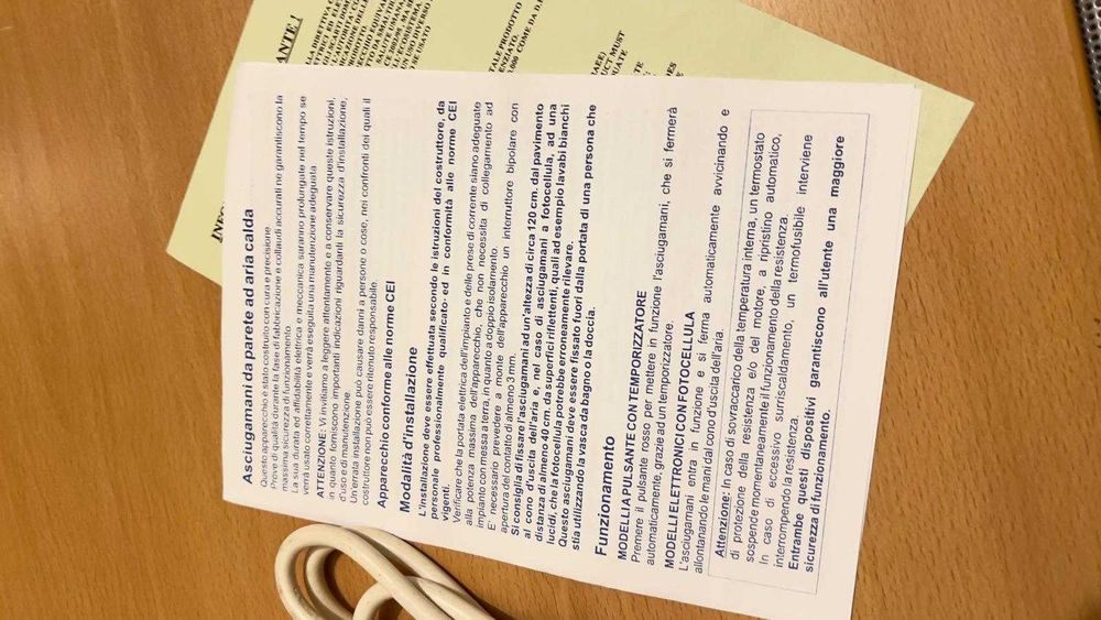 Uscator maini aer cald VAMA AEA/E Super 87 cu fotocelule