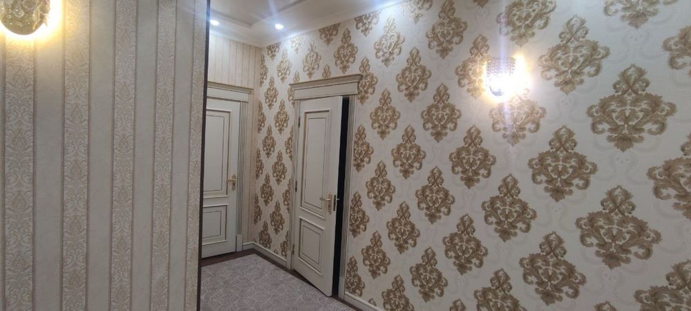 Квартира арендага берилади каршида ески шахар кола магазин  3 хонали