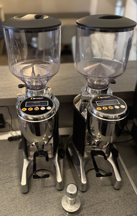 Rasnita profesionala Quamar T48E