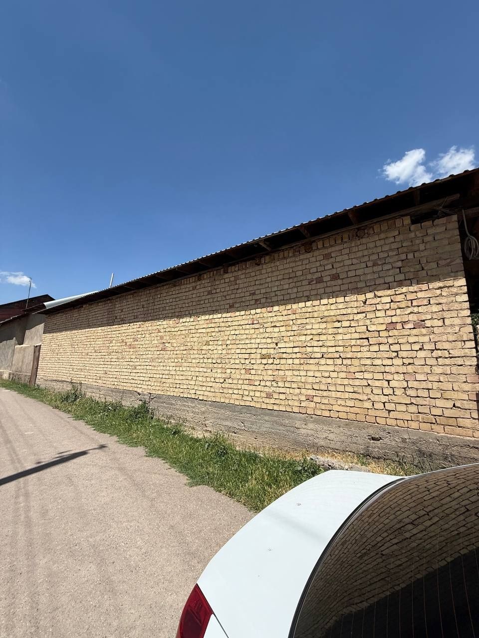 Dacha sotiladi humsonda