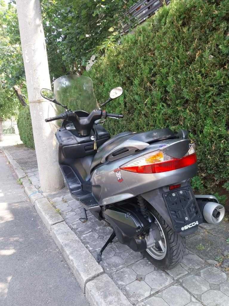 Suzuki Burgman 200i