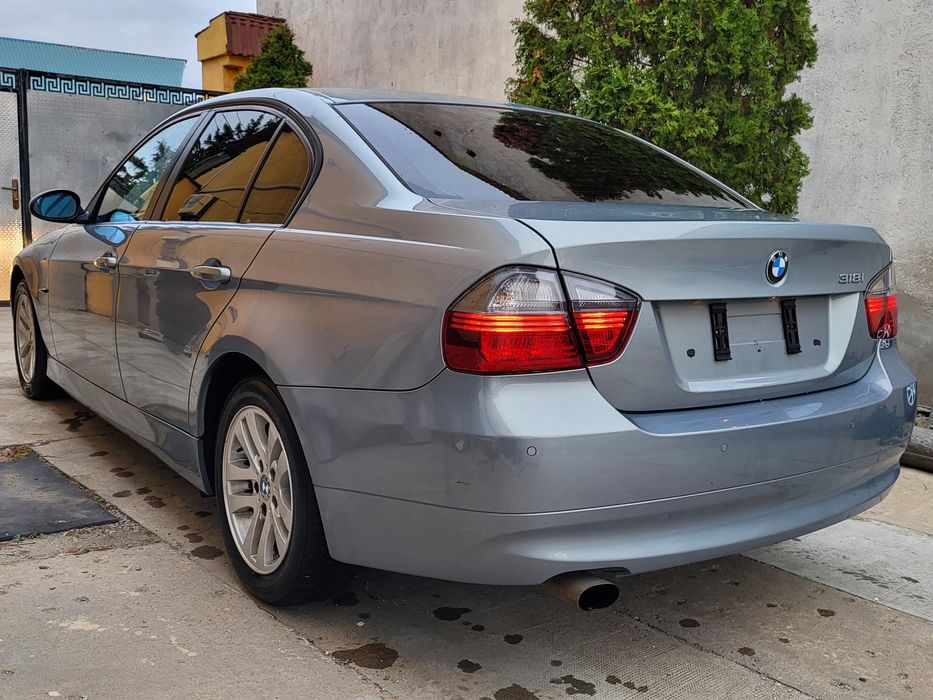 Bmw 318i Benzina Anul 2007 130cp Clima 2 cheii Jante  Senzori p