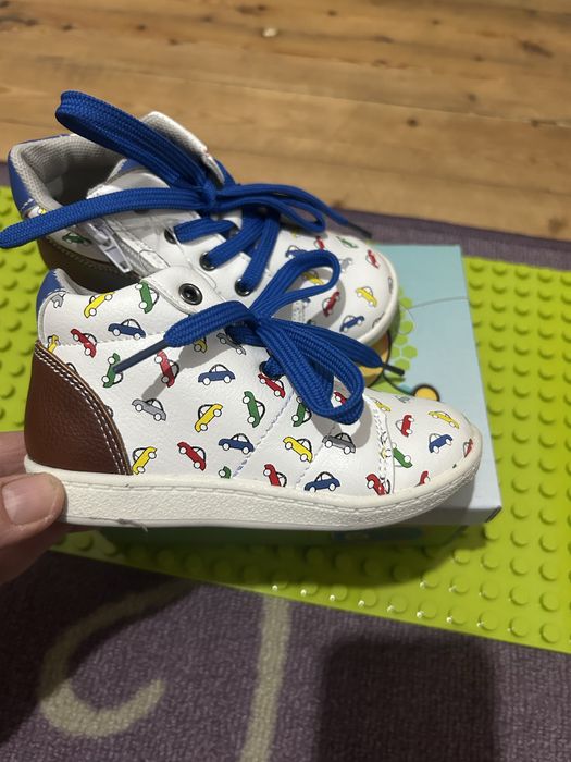 НОВИ маратонки  и ботушки Hunter- 25, 30