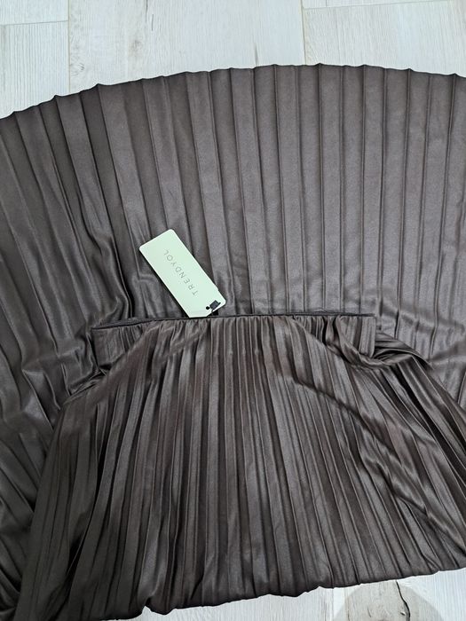 Fusta plisata NOUA