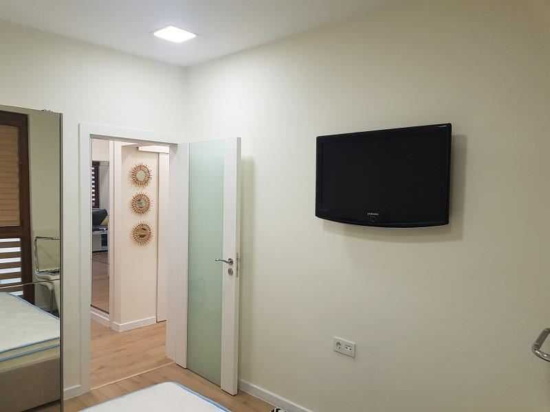 Дава се под наем Тристаен апартамент в София, Манастирски ливади - 90 кв.м за 535.5 € - Снимка #12