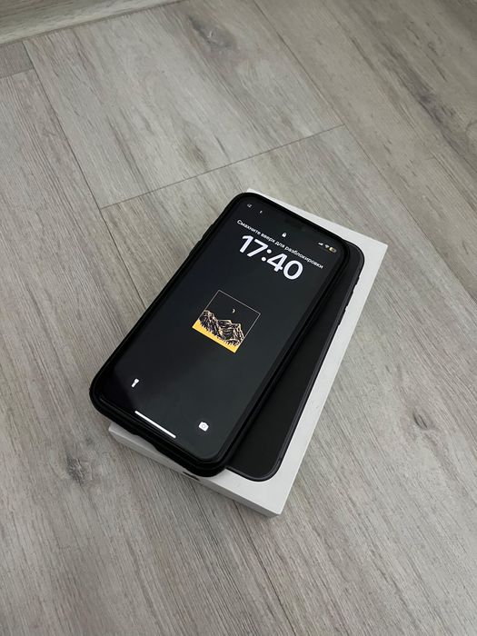 продам айфон 11