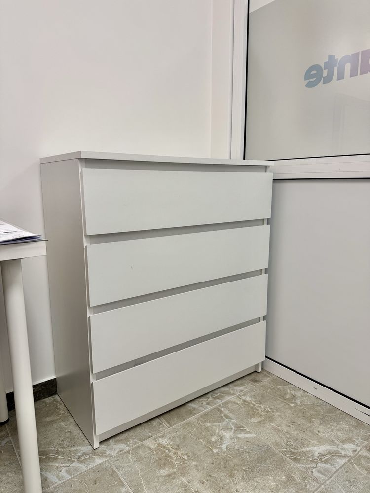 Бял скрин 80x40x94 см – отлично състояние