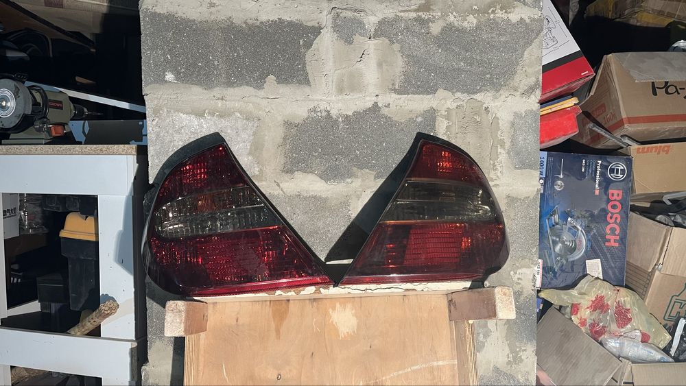 Задняя фара камри 30