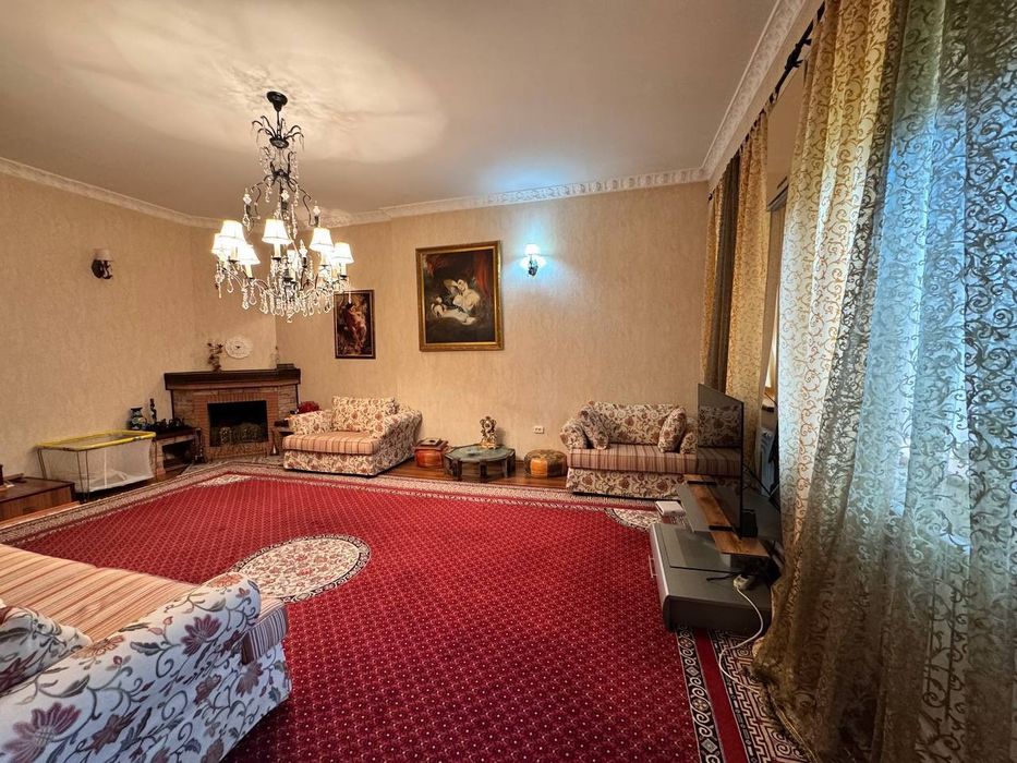 Продается дом! Улица Никитина, М. Улугбекский район 
Мирзо-Улугбекский