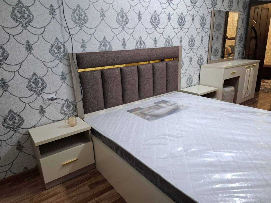 Spalni uchun komplekt mebel seh narxida