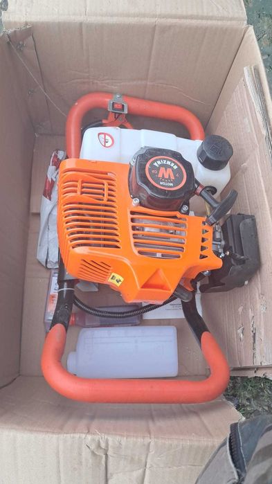 Motoburghiu nou, nu a fost folosit niciodata