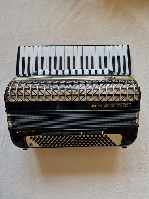 HOHNER Atlantic IV N DeLuxe 120 баса