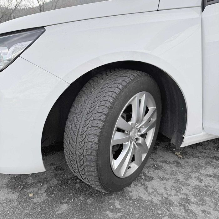 Peugeot 308 decembrie 2015 4300 Euro (persoana fizica)