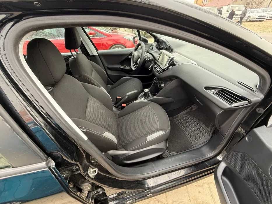 Peugeot 208 1.2 L PureTech ETG Allure