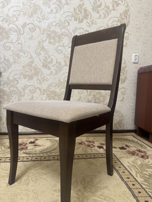 Продам стулья 8ед.