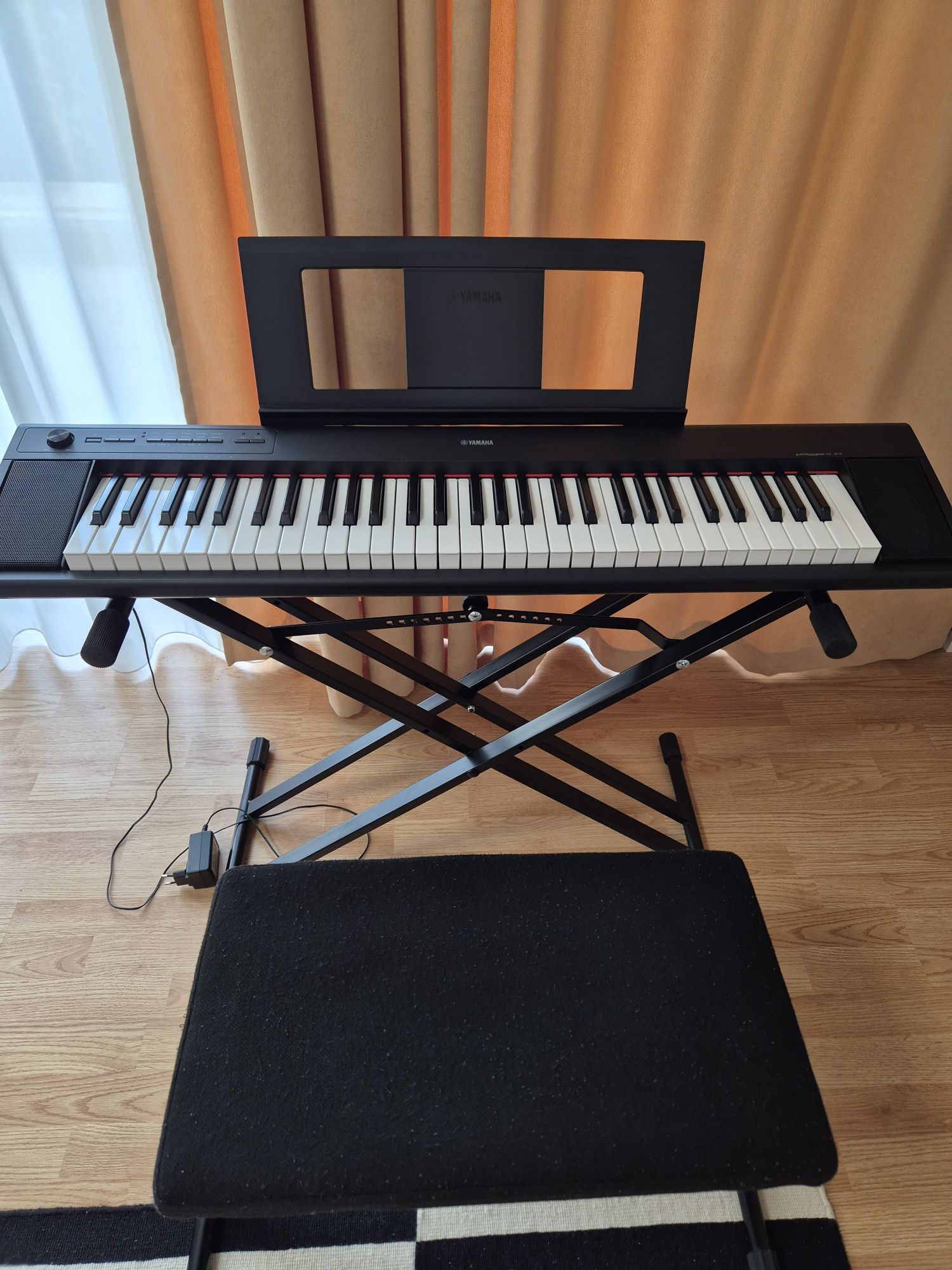 Pian Digital YAMAHA NP-12 Piaggero Black