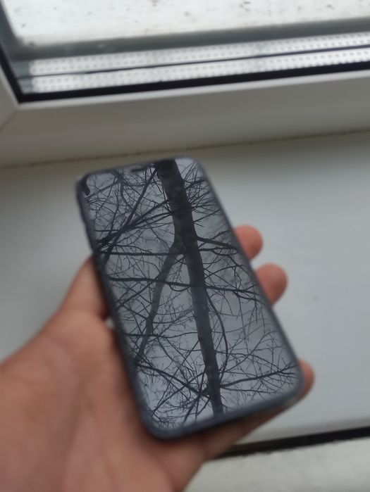 Продам iphone 12 mini