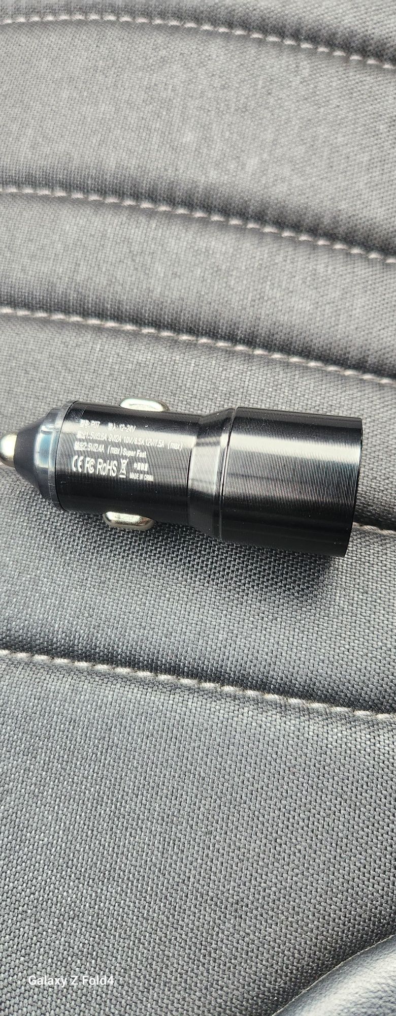 Автомобильная зарядка на 65w
