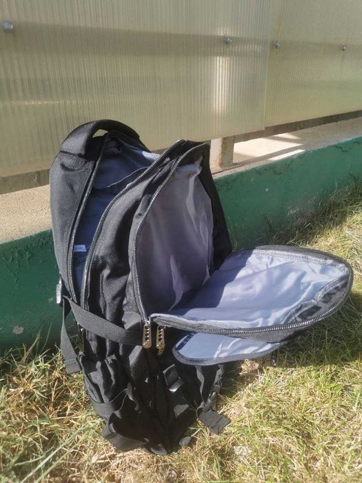 rucsacuri nou (pentru studiu și pentru turism)