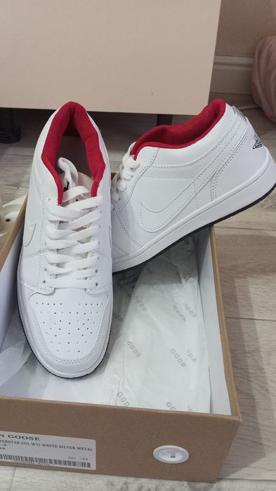 Продам кросовки Найк