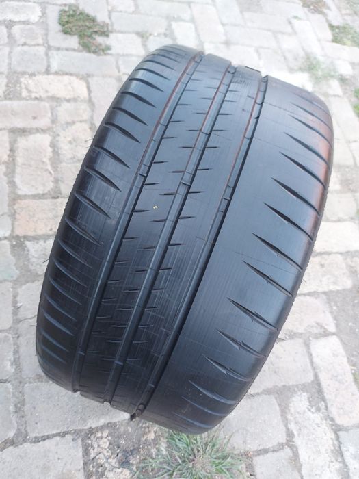 O bucată 275/285 35 R19 vară - una Vredestein Michelin