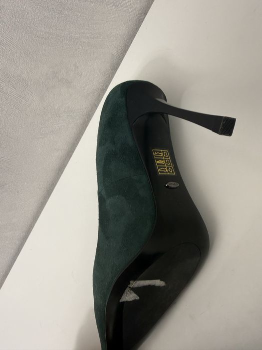 Вечерние туфли vitacci 35 размер