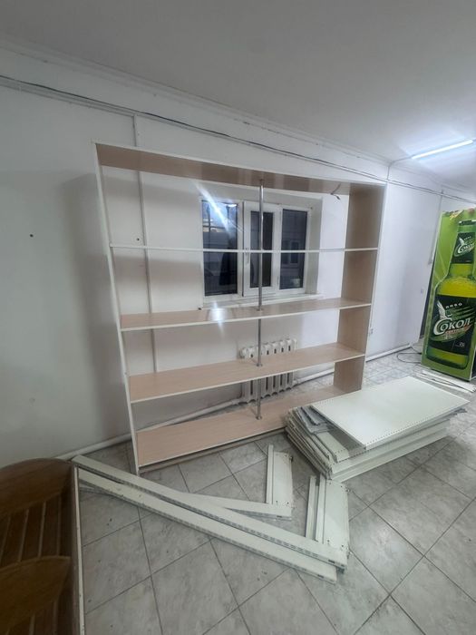 Полки и стеллажи