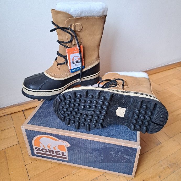 De vanzare bocanci munte Sorel cauciuc natural, piele nubuc, facuti ma