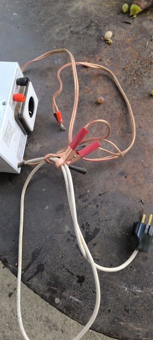 UPS агрегат/батерия/акумулатор